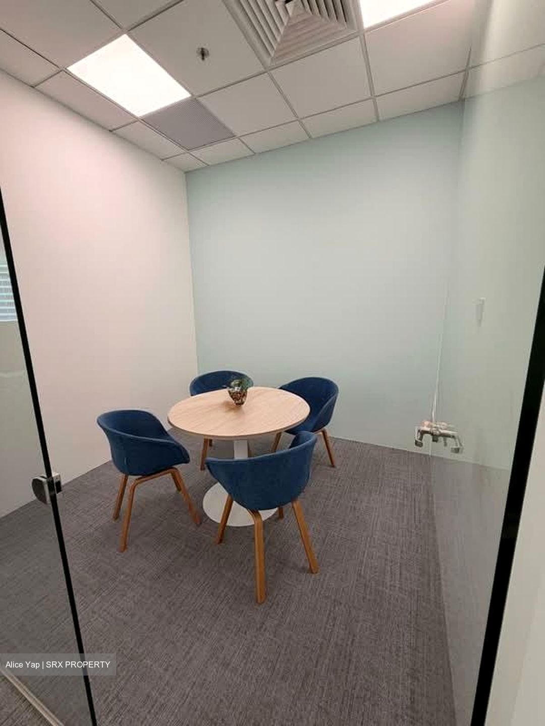 Kings Centre (D3), Office #534075411